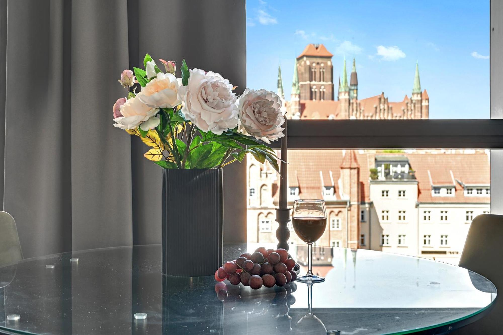 Deo Plaza Riverside & Radisson Spa By Downtown Apartments Gdansk Room photo